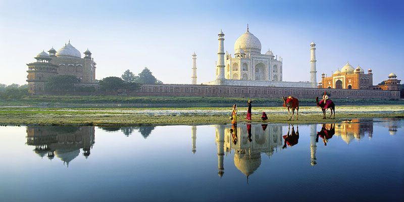 MAGIC TAJ MAHAL
