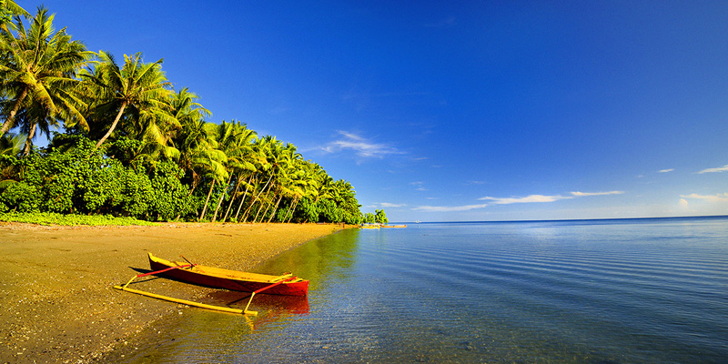 BETWEEN SHORES AND DREAMS